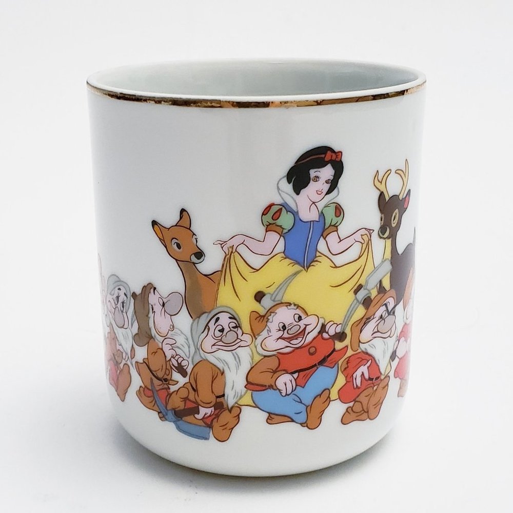 2 Vintage Walt Disney Productions Collectable Mugs